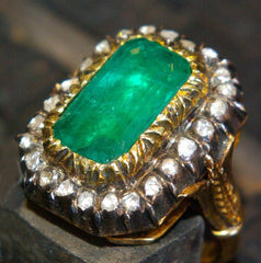 Estate 18K Yellow Gold, Diamond, and Emerald Ring