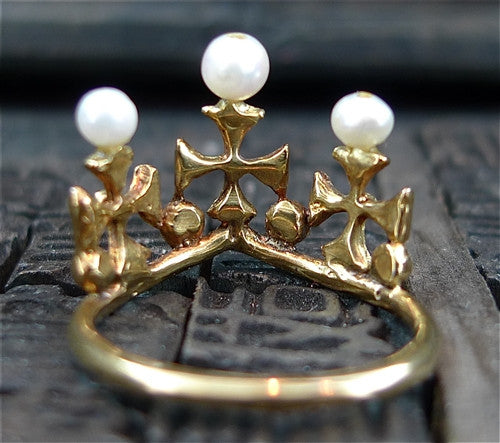 Estate 18K Yellow Gold Crown Ring with Pearls