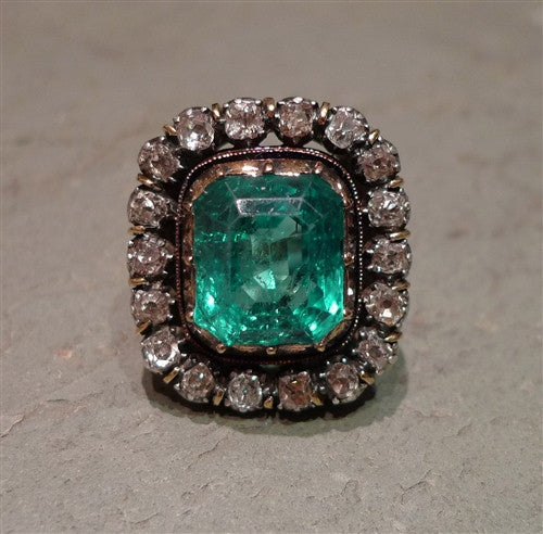 Antique 14K Yellow Gold Emerald and Diamond Ring