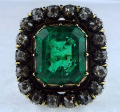 Antique 14K Yellow Gold Emerald and Diamond Ring