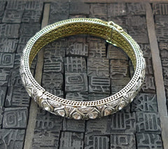Lorraine Schwartz Diamond 18K Gold and Oxidized Silver Bangle Bracelet