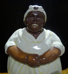 American Painted Ceramic Cookie Jar of Auntie