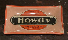 Two's Company Vintage Labels Glass Dish "HOWDY"
