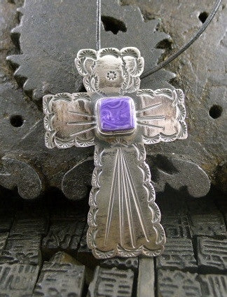 De La Rosa Sterling Silver and Sugilite Cross Pendant