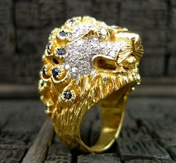 Estate 18K Yellow Gold Lion Head Ring with Sapphires and Diamonds