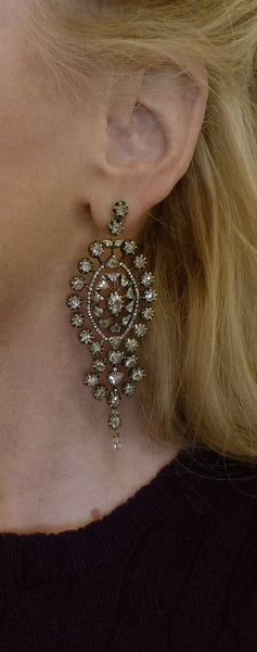 Lorraine Schwartz 18K Blackened Gold and Diamond Chandelier Earrings