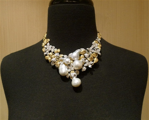 Lorraine Schwartz Buccellati Style Necklace with South Sea Pearls and Diamonds