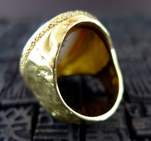 Estate Rare 18K Yellow Gold Shell Cameo Ring