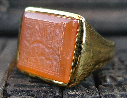 Estate Etched Carnelian Ring in 18K Yellow Gold