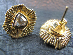 Coomi Diamond Stud Earrings in 20K Yellow Gold