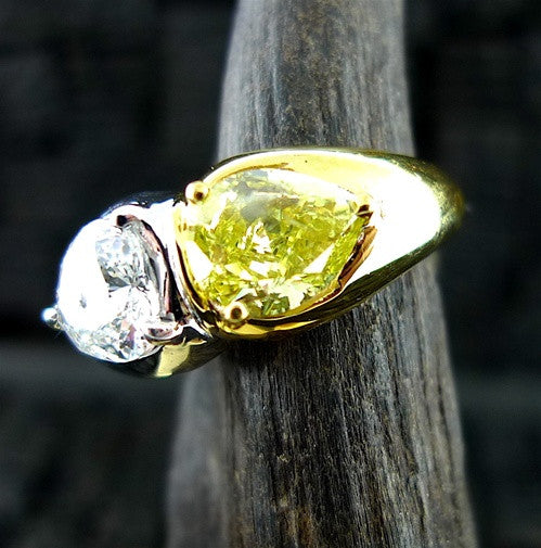 Estate Yellow and White Diamond Ring  in 18K Yellow Gold