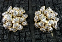 Lorraine Schwartz Large Diamond Heart Cluster Earrings in 18K Gold and Platinum