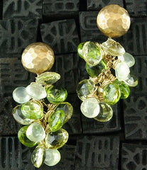 Talisman Unlimited Earrings of 18K Yellow Gold, Peridot, and Moonstone