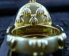 Paula Crevoshay Quartz Reverse Intaglio and Aquamarine Shell Motif Ring in 18K Yellow Gold