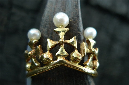 Estate 18K Yellow Gold Crown Ring with Pearls