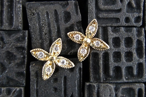 Kamofie 14K Yellow Gold and Diamond Flower Stud Earrings
