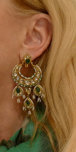Amrapali 18K Yellow Gold Moghul Diamond, Emerald, and Pearl Chandelier Earrings