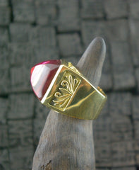 Marisa Perry 18K Yellow Gold  Pink Topaz Marrakesh Crowning Ring