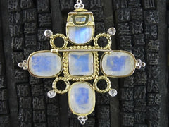 Mazza  14K Yellow Gold and Moonstone w Diamond Brooch/Pendant
