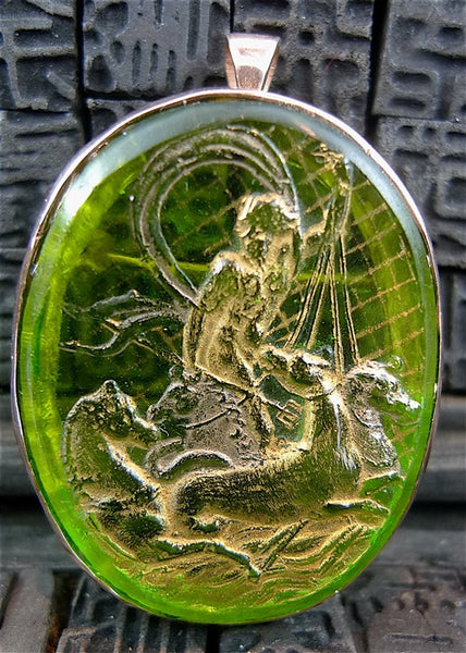 Antique Venetian Peridot Green Glass Cameo Pendant or Brooch in Yellow Gold