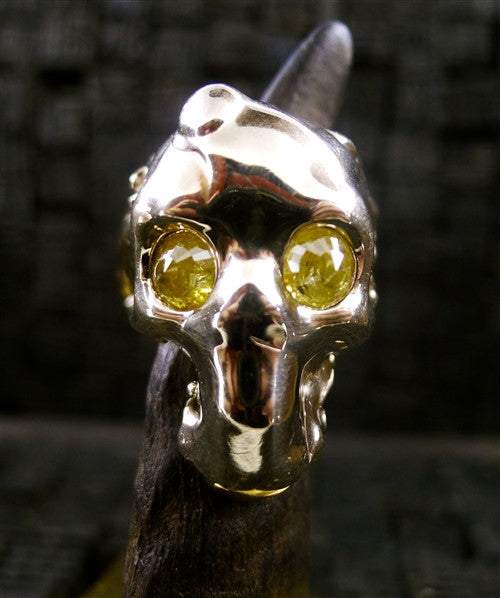 Lucifer Vir Honestus 18K White Gold Skull Ring with Yellow Diamond Eyes