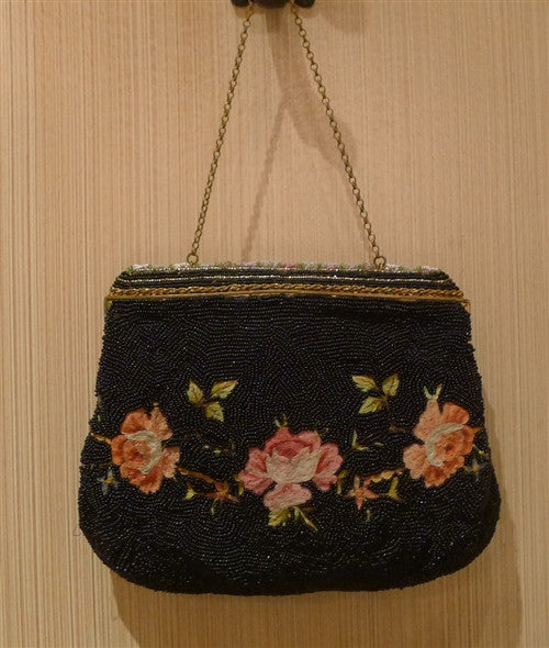 Floral Beaded Purse  Beaded bags, Beaded purses, Beaded evening bags