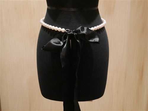 My Flat in London Black Pearl Belt / Necklace