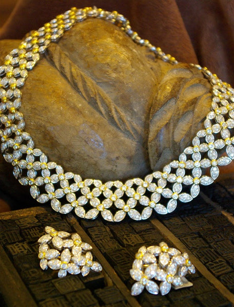 Diamond and White Topaz Jude Frances 18K Gold Necklace Estate Fine Jew -  Coach Luxury
