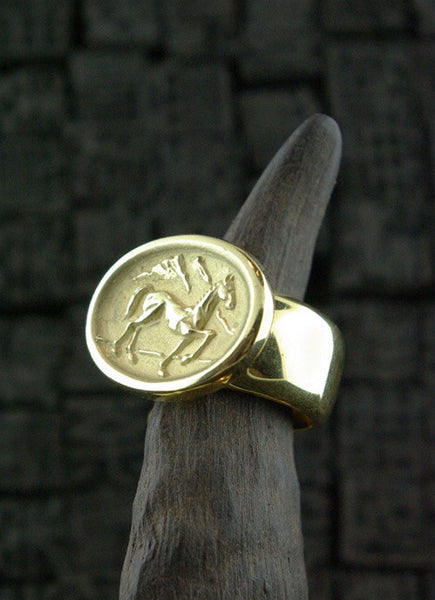 Marisa Perry 18K Yellow Gold Horse Intaglio RIng