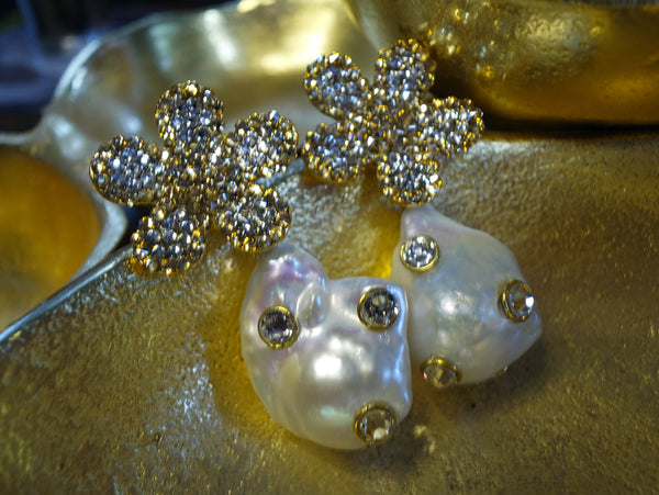 Roni Blanshay Pearl Drop Earring with Golden Swarovski Crystal Flower Top