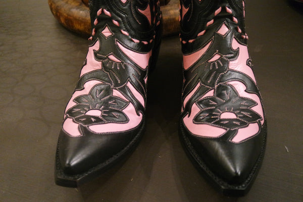 Old Gringo Black and Pink Jude Boot