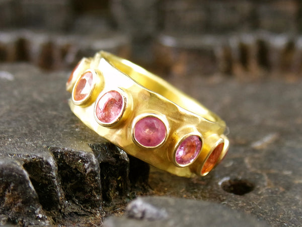 Annie Fensterstock 18K Yellow Gold Asmara Ring with Pink and Orange Sapphires